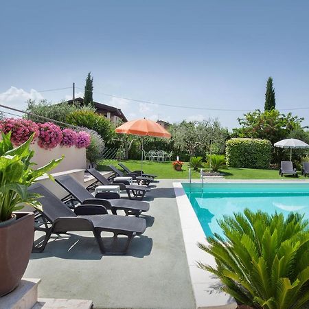 Villa Aurora-Holiday Home Apt 1 Bardolino Bagian luar foto